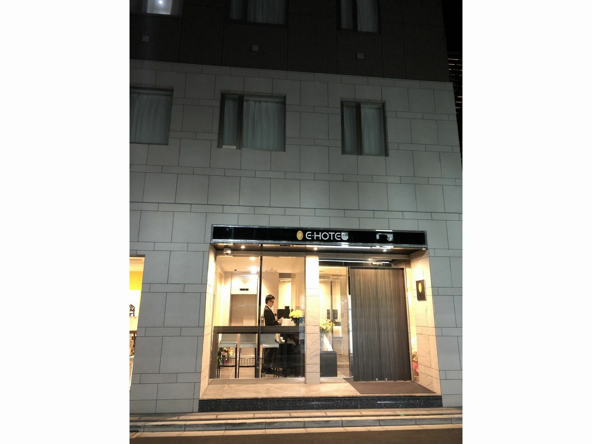 E-Hotel Ginza Select Токіо Екстер'єр фото